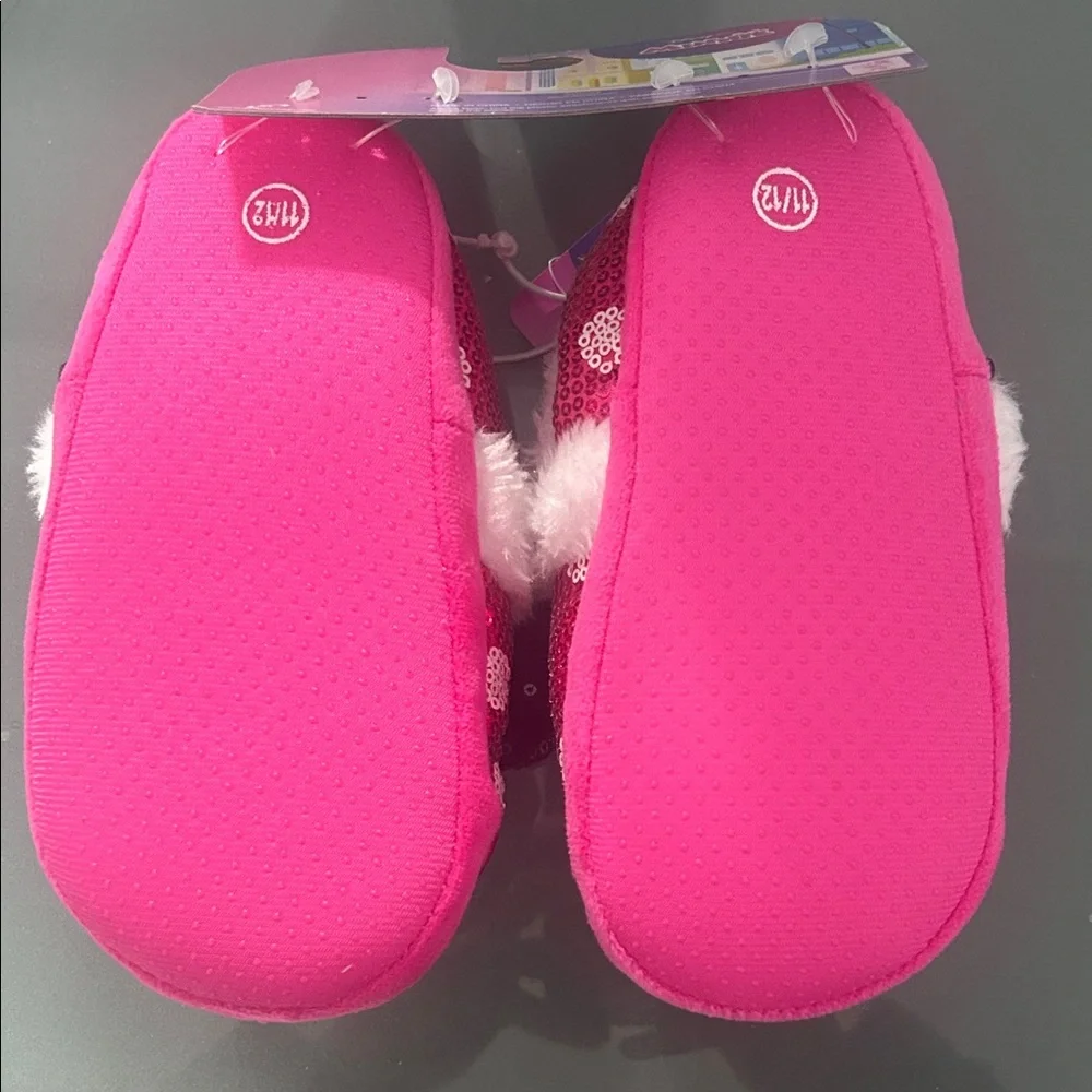 Disney Minnie Mouse Hot Pink Sequin Slippers Size 11/12 (Toddler) -  NWT